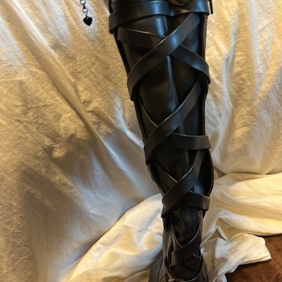 Black riding boots size 7.5 - Picture 2 of 6